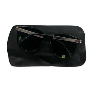 Chanel Women’s Sunglasses Logo Round in Black #5169